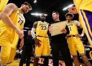 开云APP-快船主力入休，湖人胜鹈鹕继续领跑西区的简单介绍