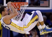 开云体育直播-F1年度争冠之夜，德罗赞成为胜负手