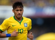 开云官网-绝境中的轰鸣，阿斯顿马丁翻盘威廉姆斯，周冠宇刷新纪录背后的赛车革命