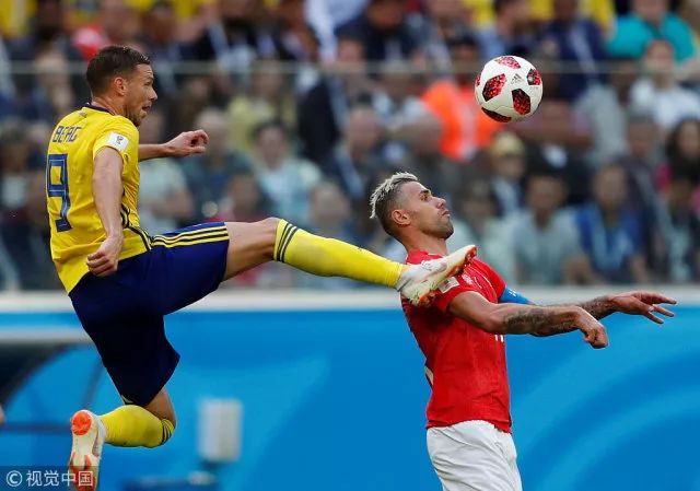 关于英格兰斩获胜利，稳固领袖位置的信息