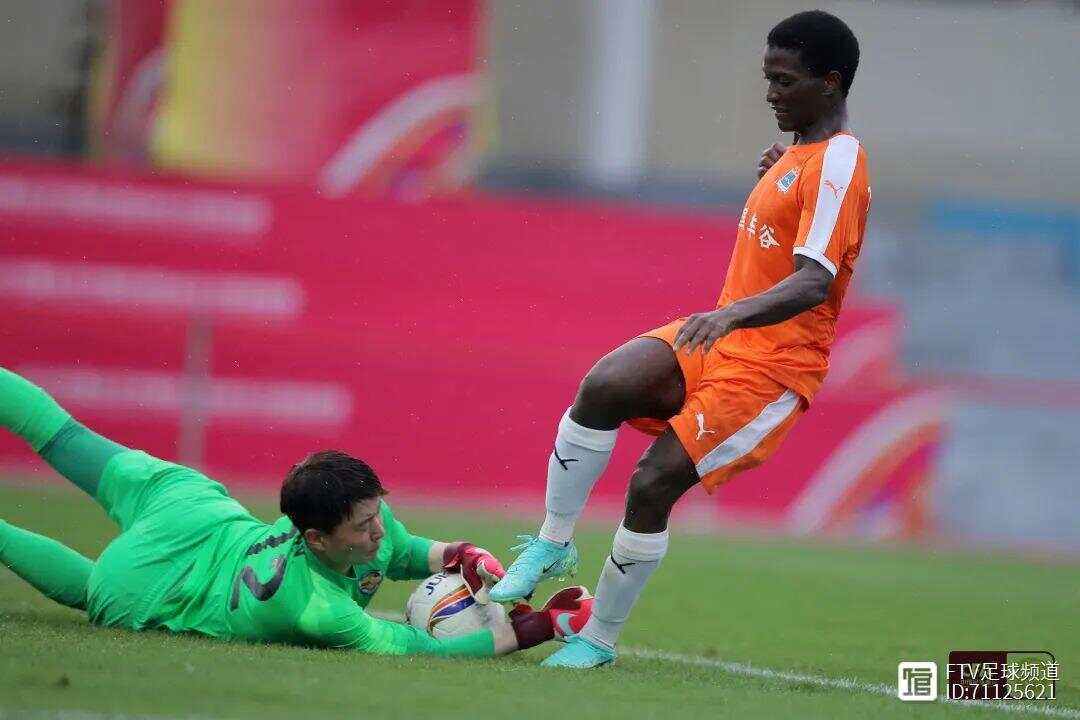 包含欧预赛最新：德国队凭借任航绝杀力克北马其顿的词条