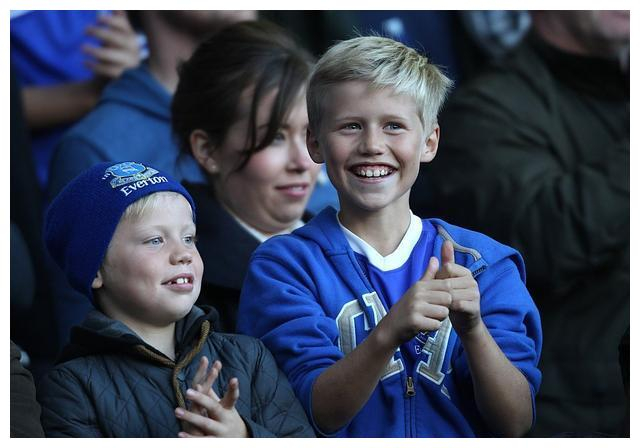 关于谢菲联主帅寄希望于后防稳固，力争保级的信息