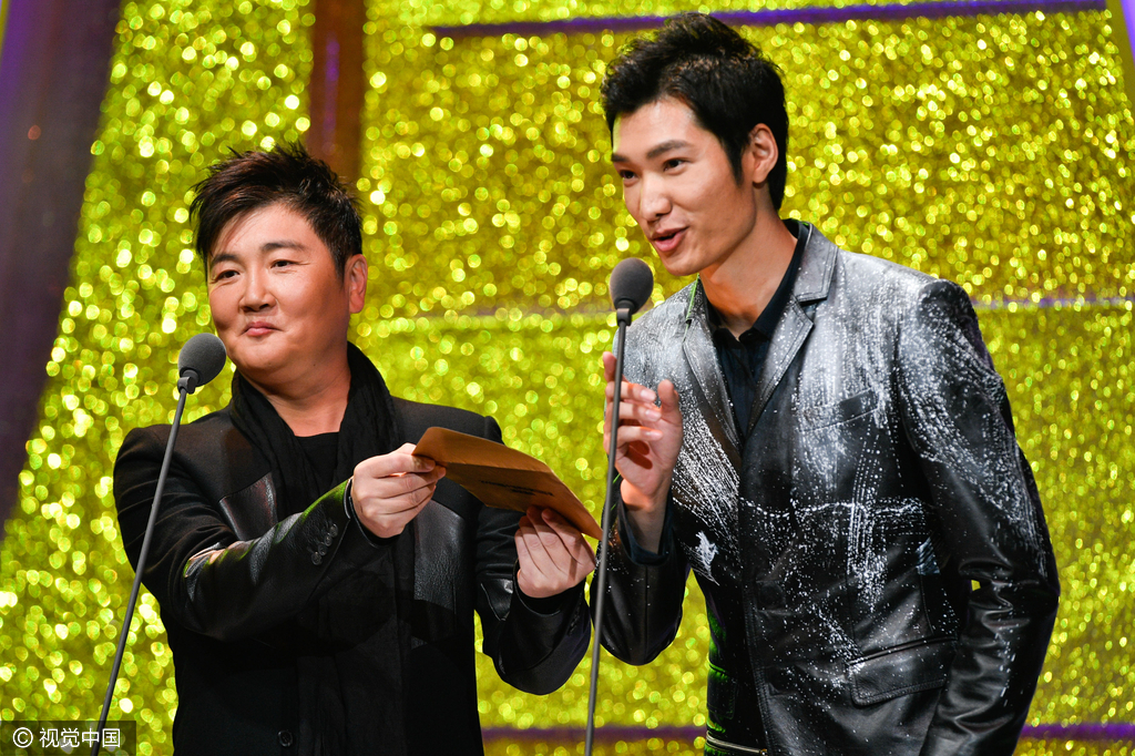 英国乒乓球队险胜法国乒乓球队，张继科制霸全场的简单介绍