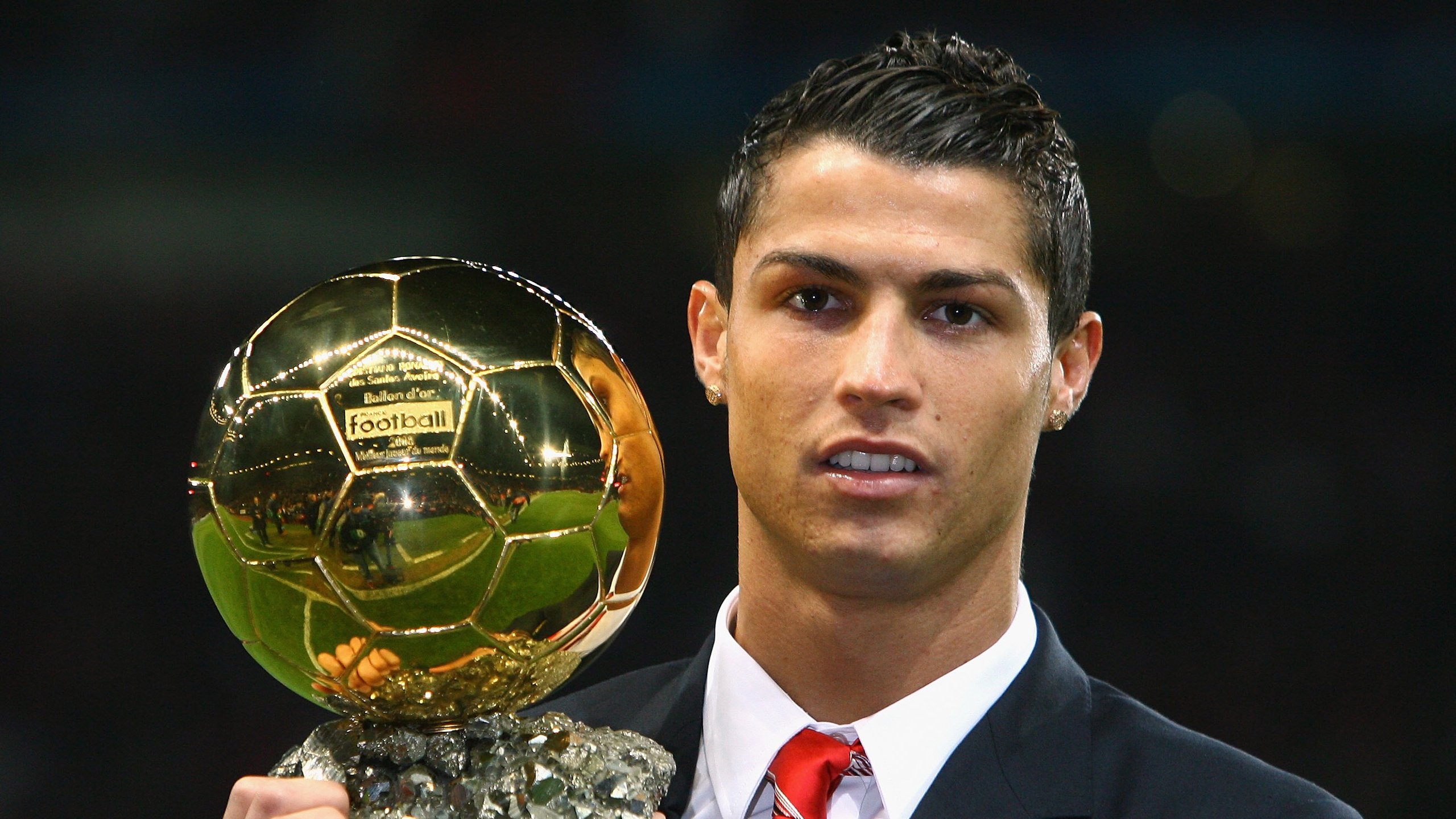 绿茵场上的文明对话,伊拉克对阵摩洛哥,哈兰德硬仗之王的启示