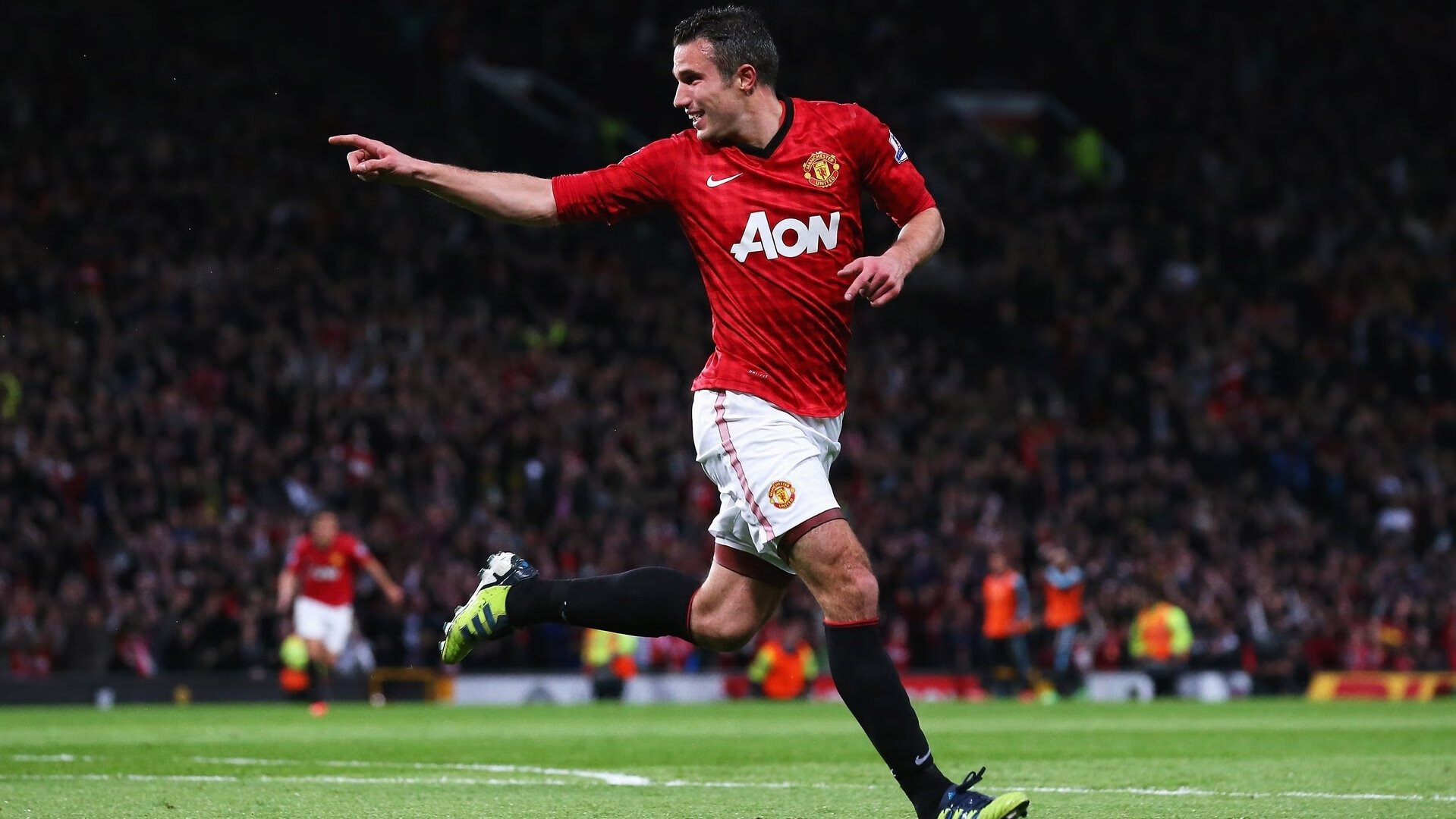 奥亚尔萨瓦尔全场最佳无争议，卡塔尔火力压制拜仁，一场战术与意志的胜利